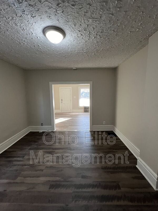 Photo - 810 Reinhard Ave