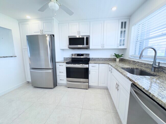 2016 S Federal Hwy Unit 2016 S Federal Hwy, Boynton Beach FL 33435