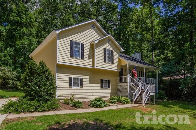 Photo - 329 Stratford Dr