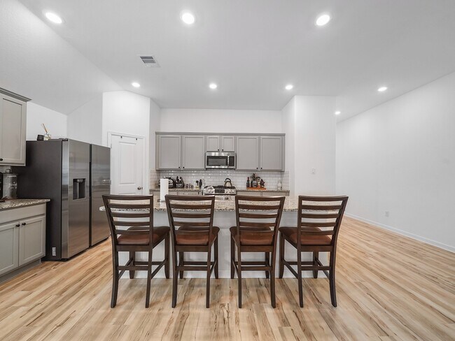 Photo - 6210 Glenwick Park Rd