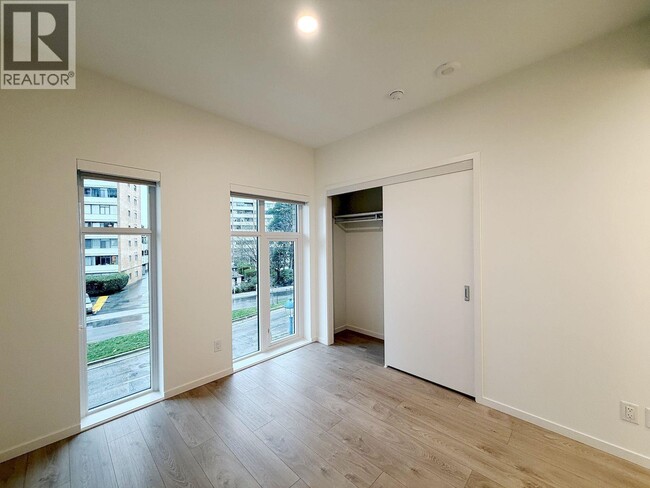 Photo - 6600 Minoru Blvd