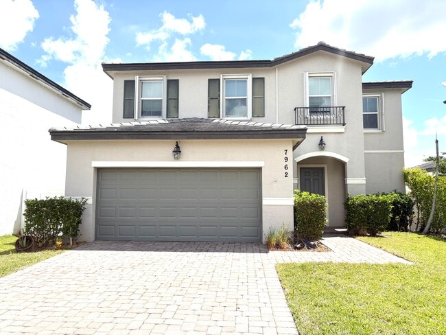 Building Photo - 7962 NW Greenbank Cir