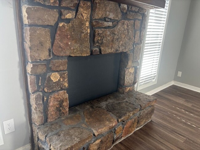 Photo - 5756 Crievewood Dr