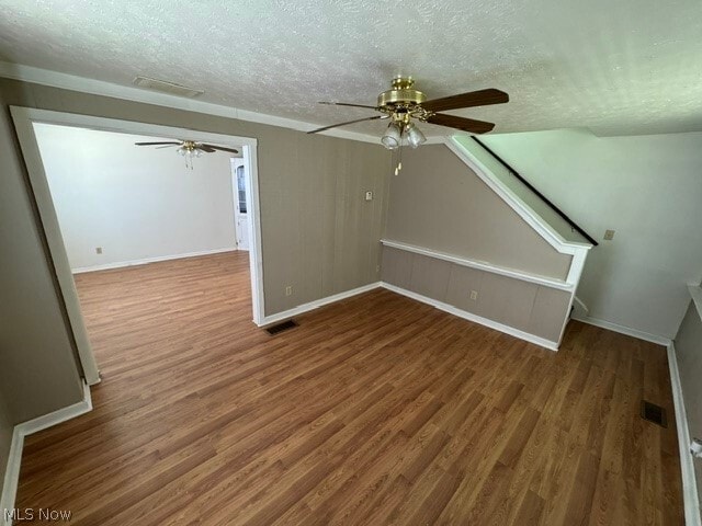 Photo - 12835 Painesville Warren Rd