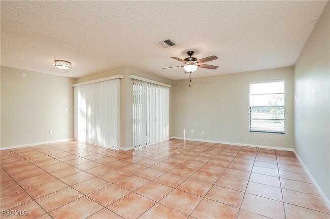 Photo - 220 SE 27th Terrace