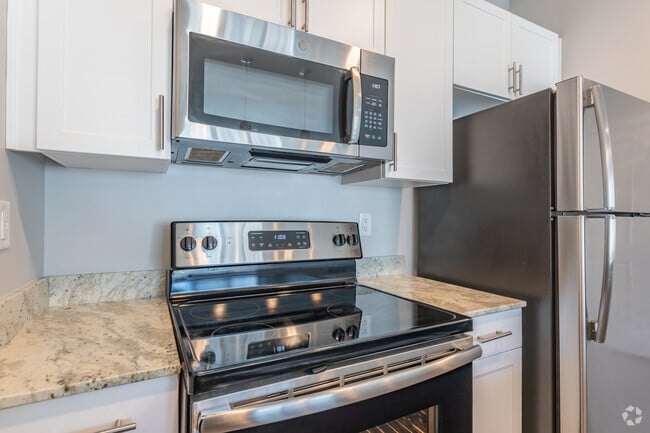 1BR,1BA,-765SF The Willow