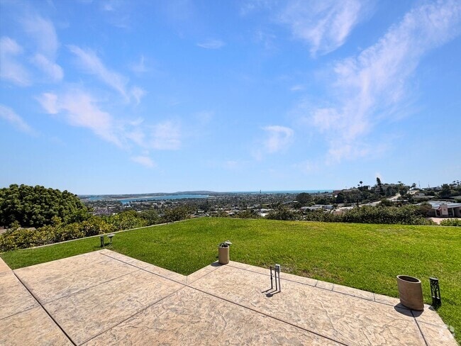 Building Photo - Gorgeous 3BD/2BA House in Pacific Beach W/...