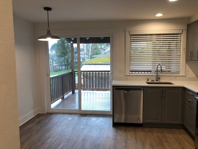 Terraza privada junto a la cocina - 1102 23rd St