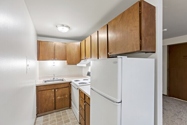 Photo - Ponderay Apartments