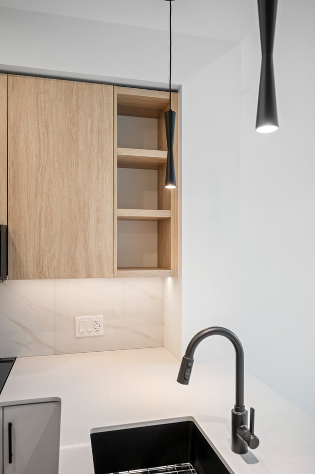 Photo - 34395 Gladys Ave