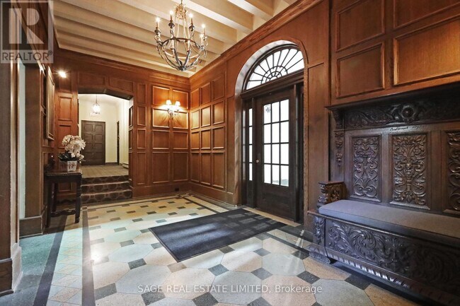 Photo - 150 Balmoral Ave