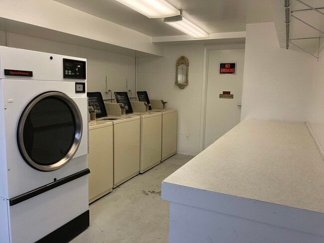 Photo - 110 Lyons St Unit 1R