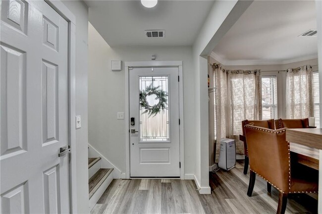 Photo - 4317 Holliday Rd