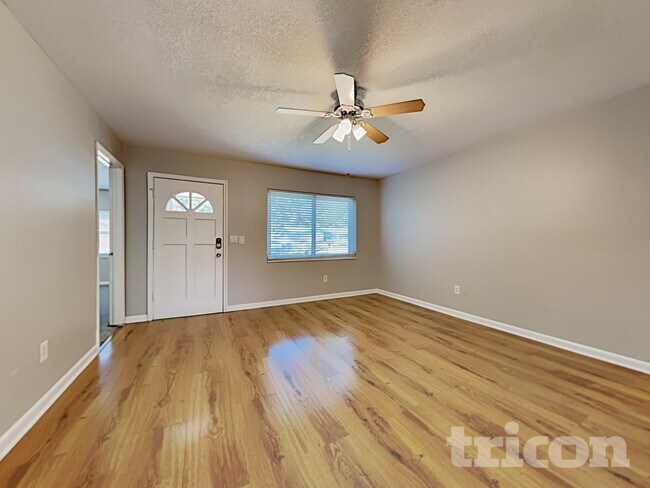 Photo - 12293 103rd St N