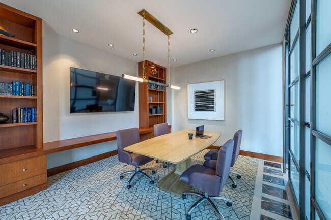 Photo - Mariner Bay at Annapolis Town Center