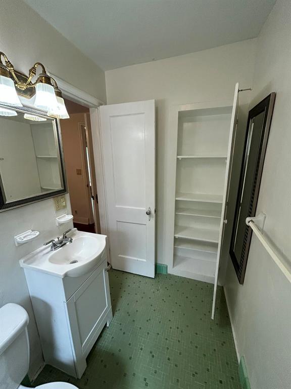 Photo - 710 NE 16th St Unidad A