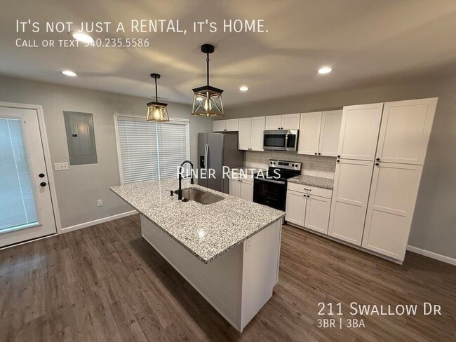Photo - 211 Swallow Dr