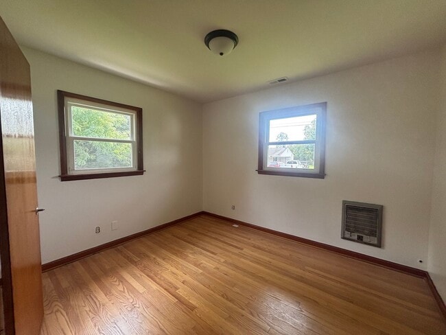 Photo - 172 Sunrise Dr