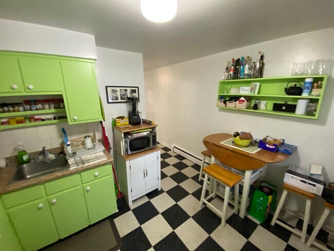 Photo - 1 Bed 1 Bath Unit Unit 1