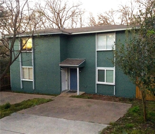 6209 Adalee Ave