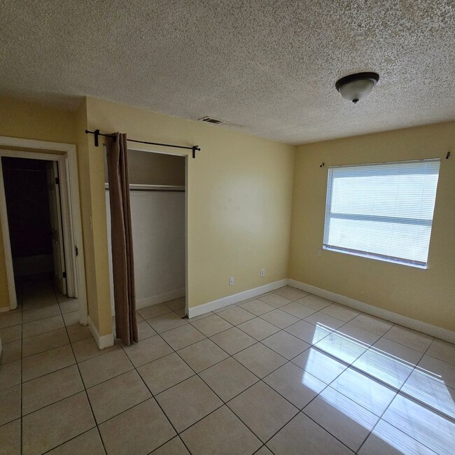 Photo - 4487 Wheatley St