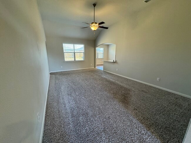 Photo - 2100 Penaflor Dr