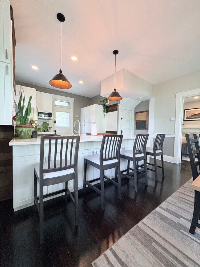 Photo - 2733 Willard Ave