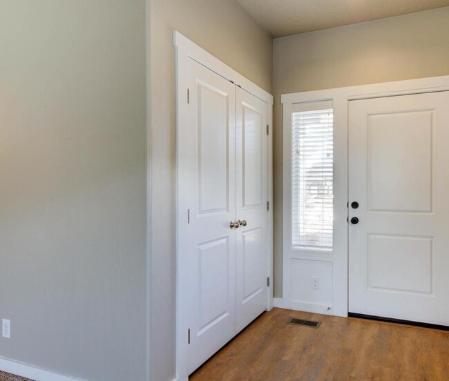 Photo - 5587 W Song Sparrow St