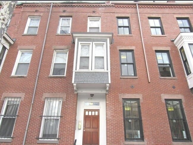 Photo - 233 Northampton St Unit 1