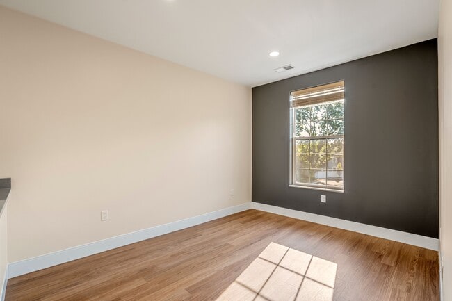 Photo - Connolly Communities