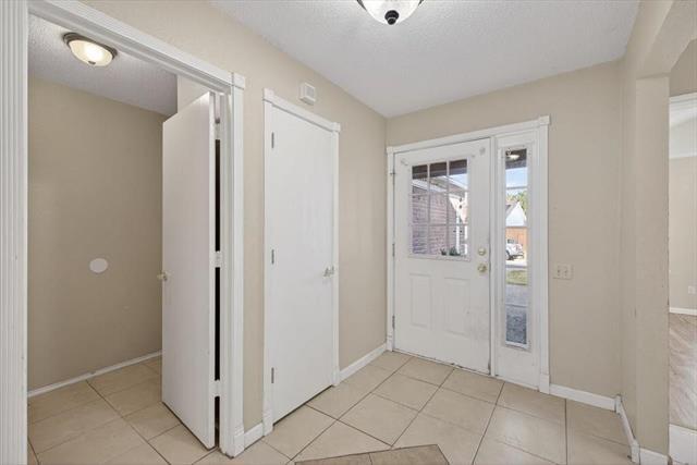 Photo - 920 Danforth Pl