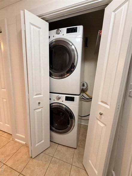 Photo - 35 East Ave Unidad 2