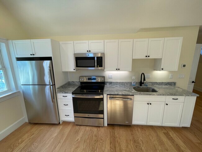 Photo - 18 Saint Lukes Rd