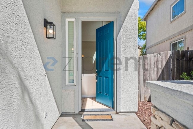 Photo - 2433 Pearlite Way