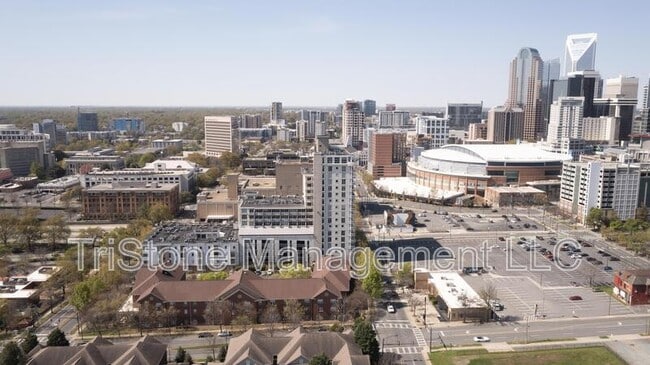 Photo - 525 E 6th St Unit 311