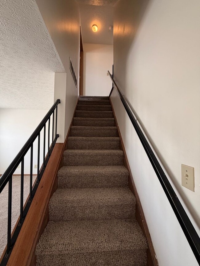 Welcome to Jefferson Crossing Townhomes