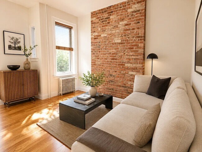 250 Broome St Unit 10A