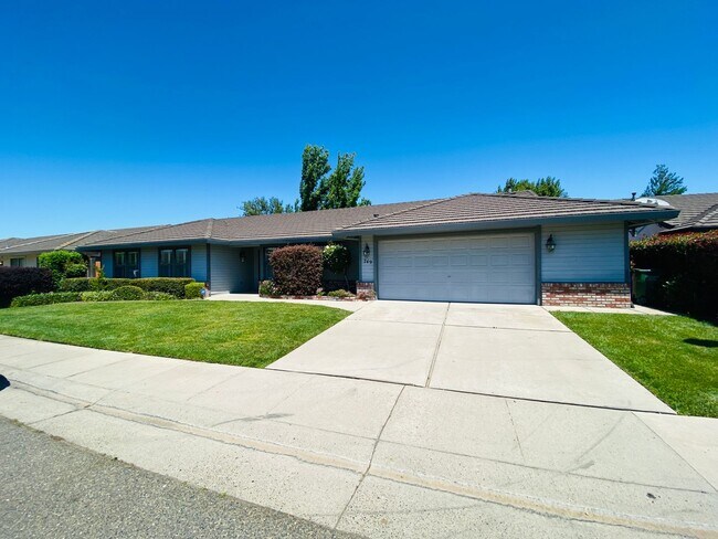 Elegant Galt Home - Elegant Galt Home