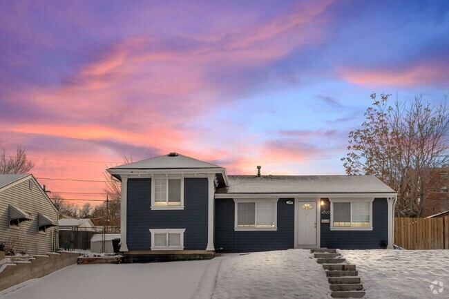 Building Photo - Remodelled SFH In Barnum West Neighborhood Rental