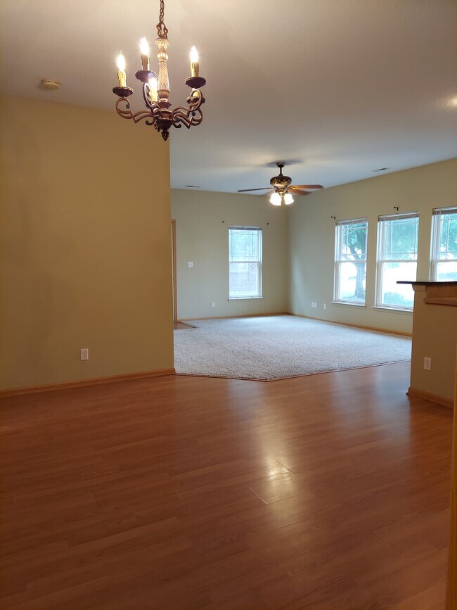 Photo - 2425 Aspen Rd Unit 003