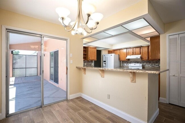 Photo - 5957 Groveline Dr