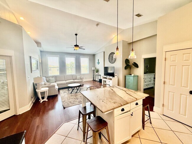 Photo - 122 Shore Bird Dr Unidad #824