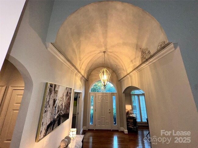 Photo - 5523 Challis View Ln