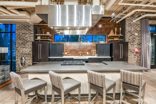 Photo - JTB Apartments