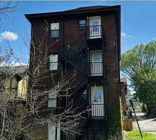 Photo - 2844 Louisiana Ave Unit 3