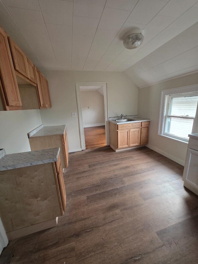 Photo - 19 Taylor St