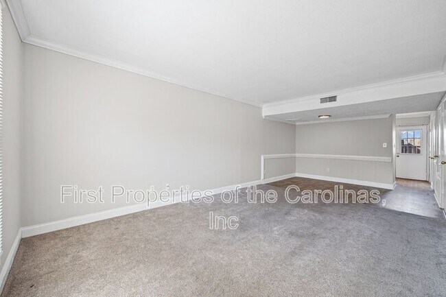 Photo - 7906 Oak Meadow Ct Unit #29
