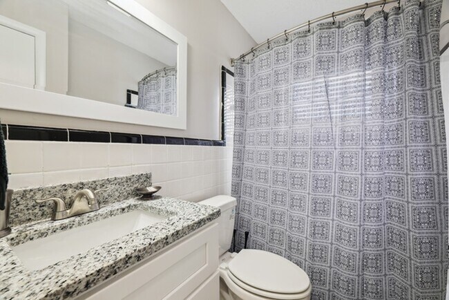 Photo - Mirabeau Apartments