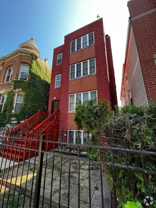 Building Photo - 2631 W Hirsch St Rental
