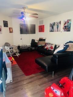 Photo - 9837 Walnut St Unit 105